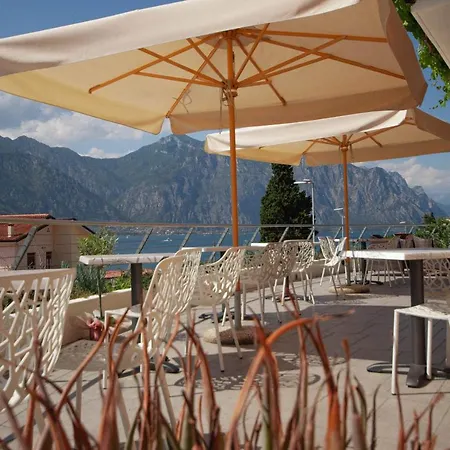 Peler Hotel