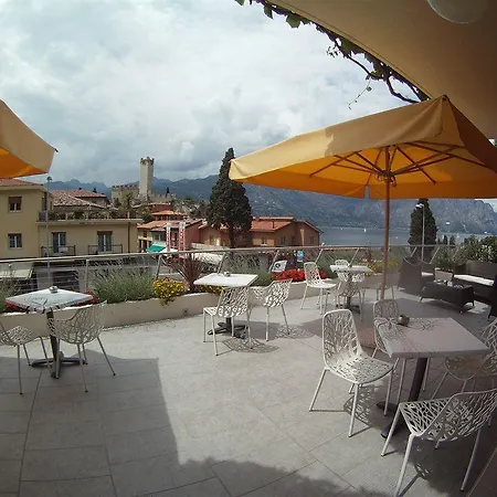 Hotel Peler